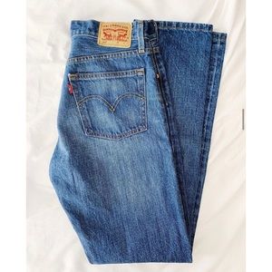 👖 501 Dark Wash Levi Jeans 👖